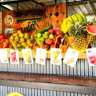 พี่ปุ้มผลไม้สดปั่น🍓🥝🍉🍋🍊🍏🥕🥥🥑 ข้างซีเจทางลงทะเล