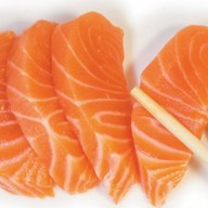 Love Salmon Phuket สาขาถนนปฏิพัทธิ์