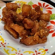ร้านไส้อั่วแม่นิ่ม