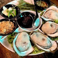 เมนูของร้าน ร้านอาหาร ท่าน้ำบางลำภู