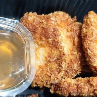 Tasty House  ข้าวผัดปลาทู สุขสวัสดิ์ 26