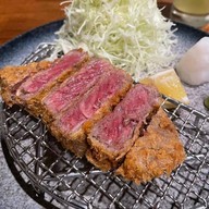 Shi Shi tei (ชิชิเทอิ) 肉々亭 シラチャ