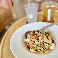 เมนูของร้าน โรตี4พี่น้อง คาเฟ่ X อาหาร X เครื่องดื่ม สาขาต้นตำหรับ