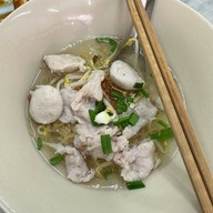 ถนัดศรี หาดใหญ่ (Since 1969) ก๋วยเตี๋ยว ถนัดศรี หาดใหญ่ (เจ้าเก่า) Since1969