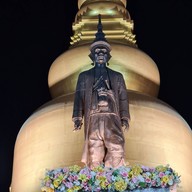 บรรยากาศ พระบรมราชานุสาวรีย์สมเด็จพระนารายณ์มหาราช นครราชสีมา