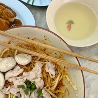 ถนัดศรี หาดใหญ่ (Since 1969) ก๋วยเตี๋ยว ถนัดศรี หาดใหญ่ (เจ้าเก่า) Since1969