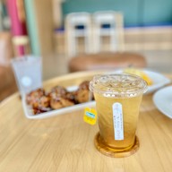 เมนูของร้าน โรตี4พี่น้อง คาเฟ่ X อาหาร X เครื่องดื่ม สาขาต้นตำหรับ