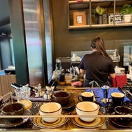 เมนูของร้าน Chez Nous Cafe