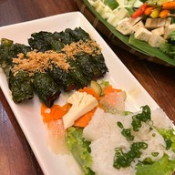 Hanoi House มหาทุน พลาซ่า