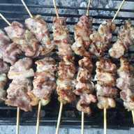 ป้าชิวหมูปิ้งโบราณ