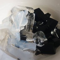 เมนูของร้าน เอสคอฟฟี่ + ตำนานลูกชิ้นทอดจอมยุทธ ซอยสุขสวัสดิ์