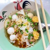 เมนูของร้าน มุ้ย ลูกชิ้นปลาวรจักร