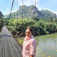 บรรยากาศ วัดเขาพัง สะพานแขวน
