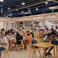 บรรยากาศ (ปิด) ข้าวหมกไก่ย่างบังฟารุก ข้าวซอย 邦发禄烤鸡 ปิด