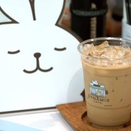 Dynamis Cafe สุขุมวิท 64