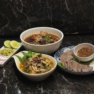 จบที่ยำ x เต็มขันโตก น้ำเงี้ยว ข้าวซอย อาหารเหนือ บางบัวทอง