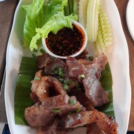 เมนูของร้าน The Three Little Pigs ท่าตลาด