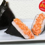 ข้าวปั้นโอนิกิริ (Onigiri)