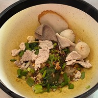 เมนูของร้าน ก๋วยเตี๋ยวหมูตำลึงสาย1 (คุณป้อม)