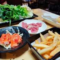 ชาบูชีส หน้าม.ศิลปากร