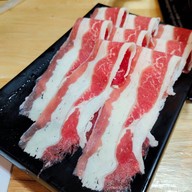 ชาบูชีส หน้าม.ศิลปากร