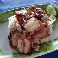 อ้วนเลือดหมูใบยา ท่าอิฐ