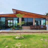 หน้าร้าน PARADISE GARDEN HUA HIN