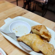 ชาบูชีส หน้าม.ศิลปากร