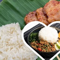 คิดไม่ออกบอกกระเพรา ตลาดบุญคุ้ม