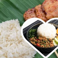 คิดไม่ออกบอกกระเพรา ตลาดบุญคุ้ม