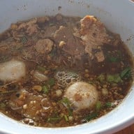 เมนูของร้าน ร้านก๋วยเตี๋ยวกำนันเปี๊ยก ปทุมสายใน