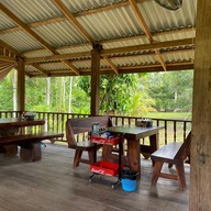 เนื้อหอมริมคลอง