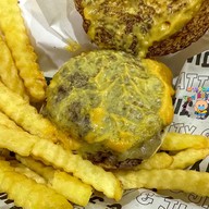 PATTY & JIMMY Burgers PATTY & JIMMY  Burger House Chonburi