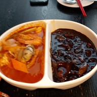 Jaguemsong Sukhumvit branch Sukhumvit Soi 12 korean town ชั้น3