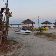 หน้าร้าน Zeed Beach