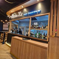 Pizza'Zi Fusion Pizza and Wine Bar
