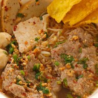 ก๋วยตี๋ยวต้มยำหมูบะช่อ น่าน