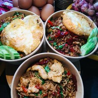 ร้าน กะเพรา IN BOX ( รับทำข้าวกล่อง ) บึง เครือสหพัฒต์ แหลมฉบัง