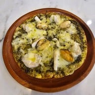 Pizza'Zi Fusion Pizza and Wine Bar