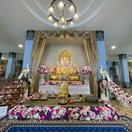 บรรยากาศ เทวสถานพระศิวะ พรหม นารายณ์