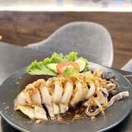 Witch Luck Cafe & Resturant คาเฟ่ ร้านอาหาร ที่ทำงาน