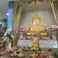 บรรยากาศ เทวสถานพระศิวะ พรหม นารายณ์