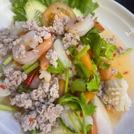 Witch Luck Cafe & Resturant คาเฟ่ ร้านอาหาร ที่ทำงาน