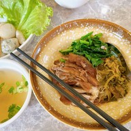 เมนูของร้าน ปากะนิน เย็นตาโฟ : Pa Ka Nin Noodle Cafe กระบี่