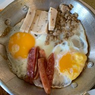 เมนูของร้าน จันทร์เจริญ สโลว์บาร์