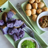 เย็นตาโฟเครื่องทรงโดย อ.มัลลิการ์ เกษตร-นวมินทร์