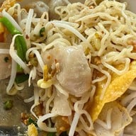 นำชัย เกี๊ยวปลา