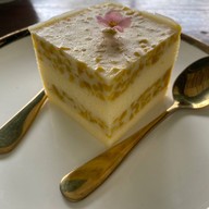 CABIN 4 Restaurant & Café