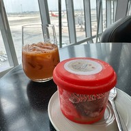 EVA Lounge