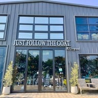 หน้าร้าน Just Follow The Goat (ตามแพะมาคาเฟ่)